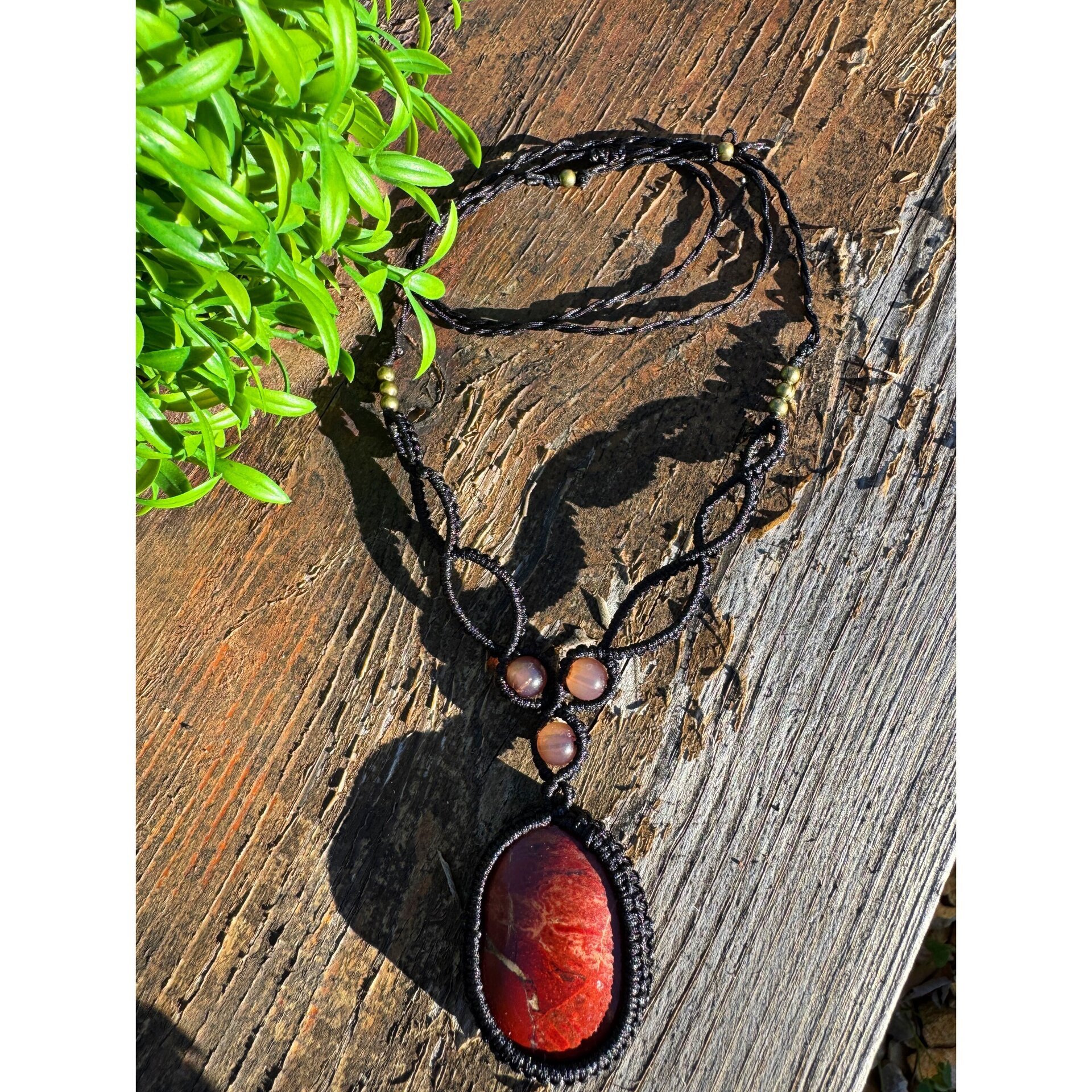 Collar “NIAMH” con engarce de Jaspe Rojo - 2
